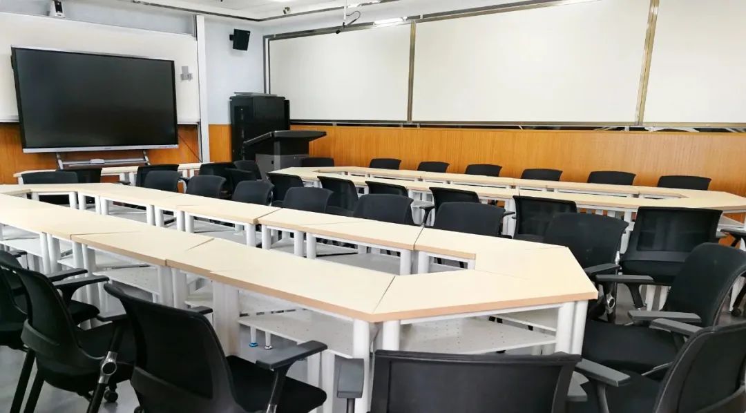 安康學(xué)院2.jpg 安康學(xué)院2.jpg