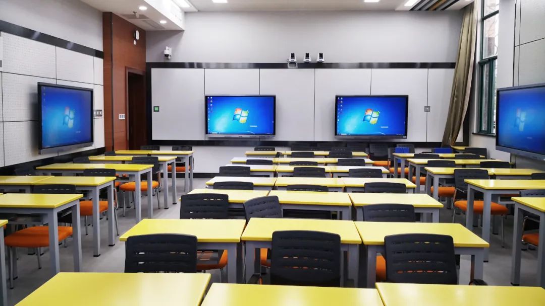 華中師范大學(xué)2.jpg 華中師范大學(xué)2.jpg