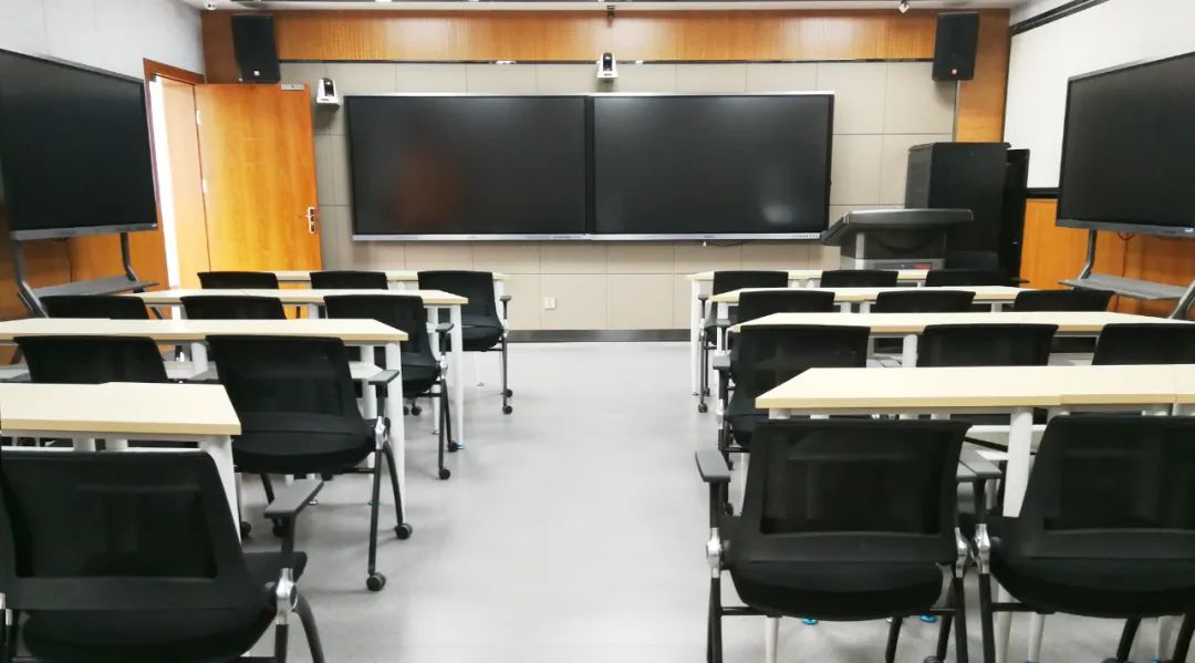 安康學(xué)院1.jpg 安康學(xué)院1.jpg