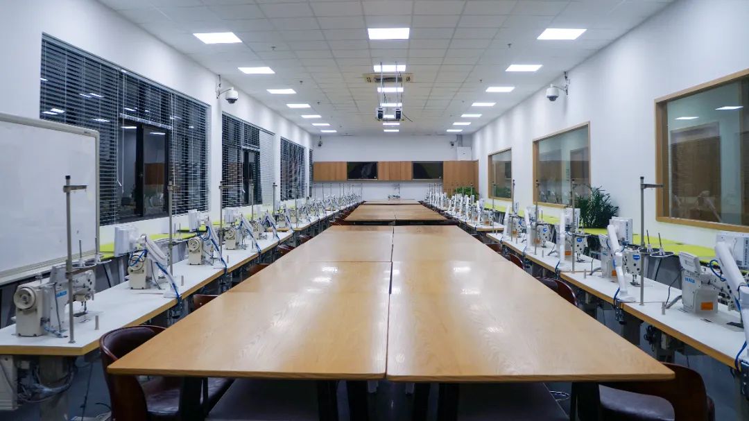 上海市群益職業技術學校2.jpg 上海市群益職業技術學校2.jpg