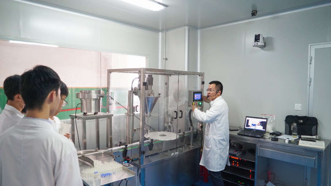 廣東省食品藥品職業技術學校2.jpg 廣東省食品藥品職業技術學校2.jpg