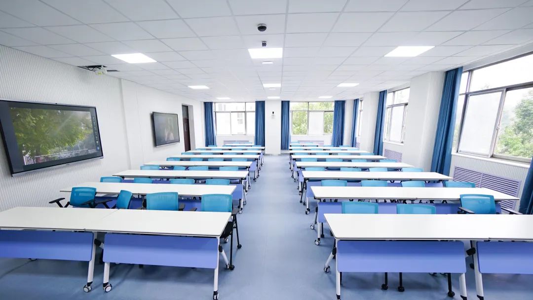 河南師范大學 微格教學，提升師范生教育實踐能力4.jpg