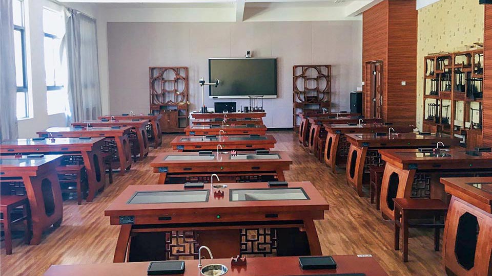 麗江師范高等專科學校教師發展中心建設